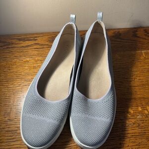 Vionic Women's Comfort Light Gray Knit Flats, 9.5